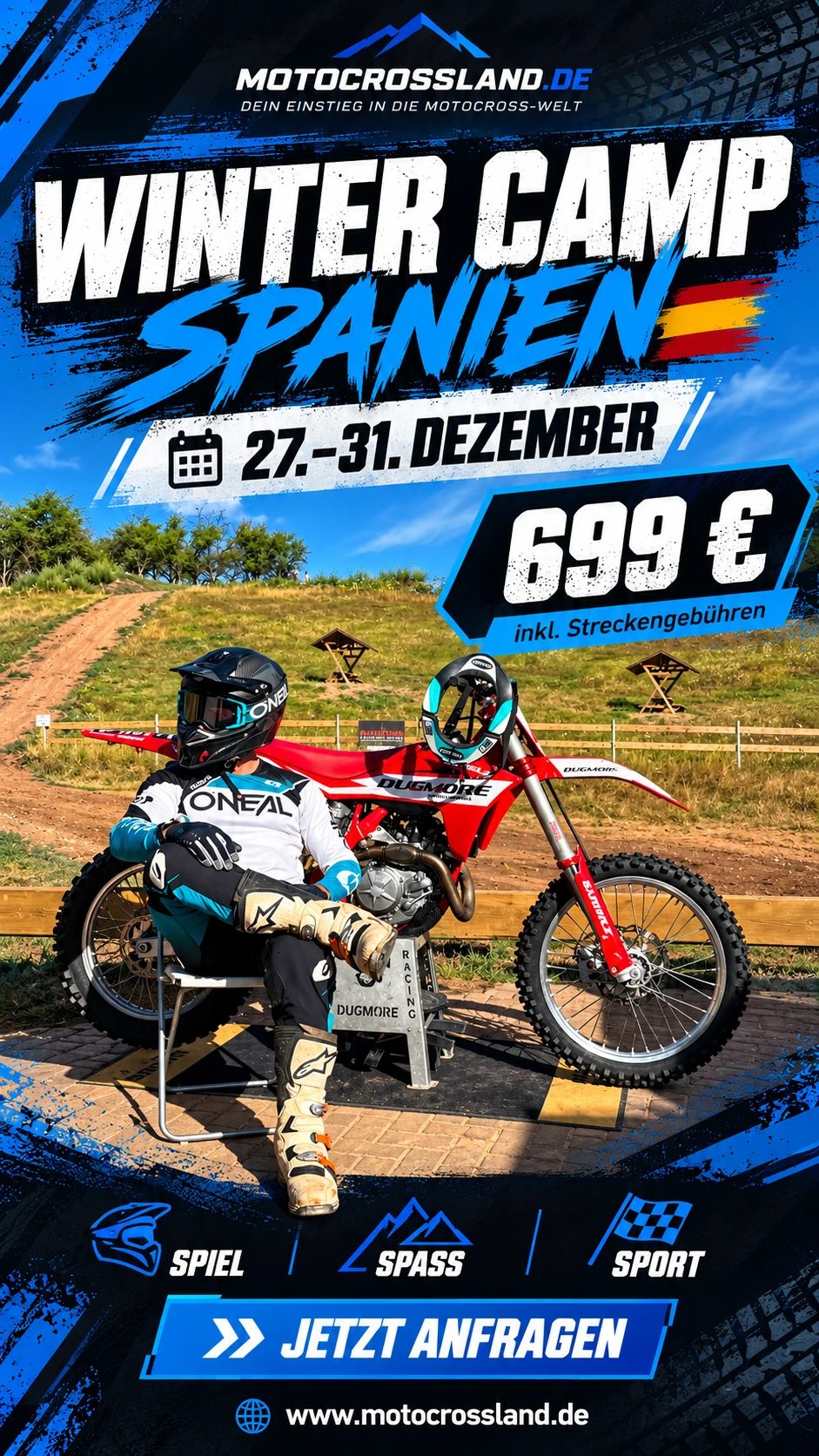 Flyer Winter Camp Spanien, 27. bis 31. Dezember, 699 Euro inklusive Streckengebühren: Fahrer in Motocross-Kleidung sitzt auf einem Stuhl neben einem roten Motorrad an einer Motocross-Strecke